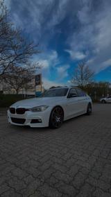 BMW F30 320ixdrive - BMW 320: F30