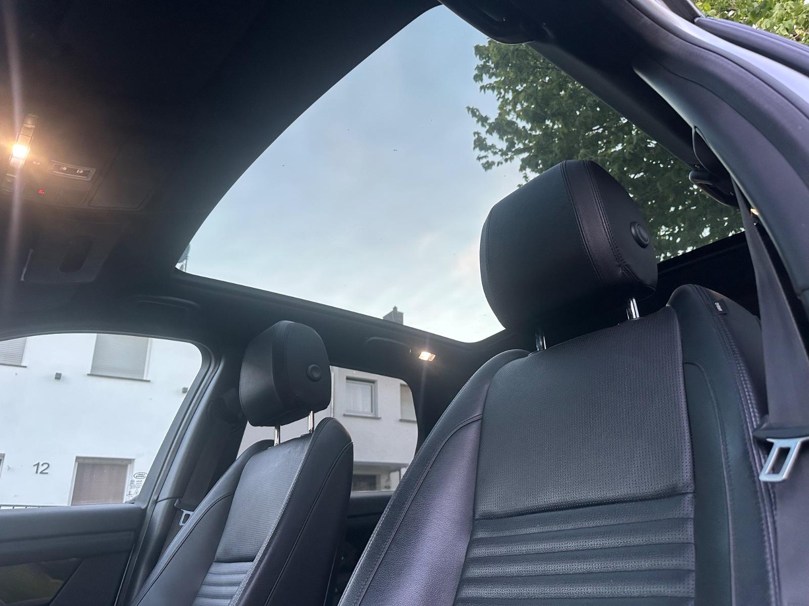 Land Rover Discovery Sport S AWD Panorama Leder Xenon Voll