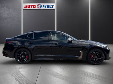 KIA Stinger - 3