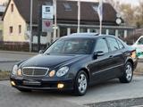 Mercedes-Benz E 320 CDI CLASSIC*1.Hand*SHZ*Automatik* - Mercedes-Benz E 320 mit Diesel-Antrieb: Limousine