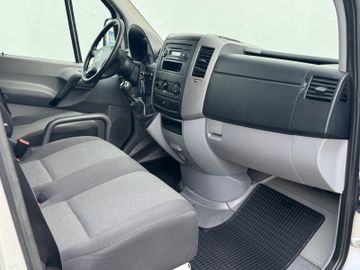 Volkswagen Crafter - 11