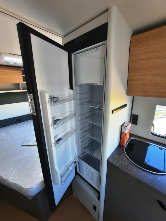 Fahrzeugabbildung Bürstner B66 465 TS Verfüg./Sparen Sie 3.170,- €