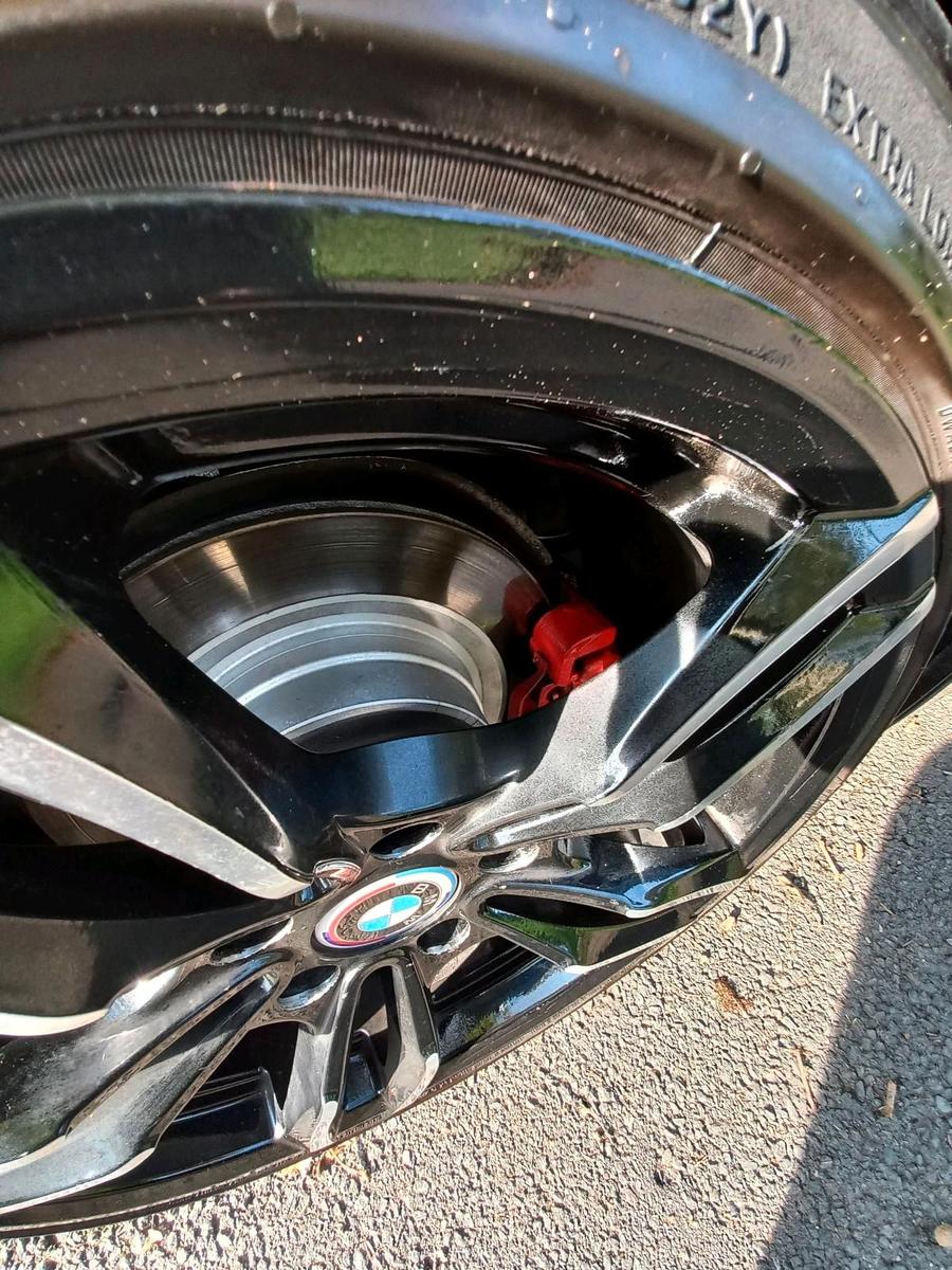 BMW 318 2013 — photo 12