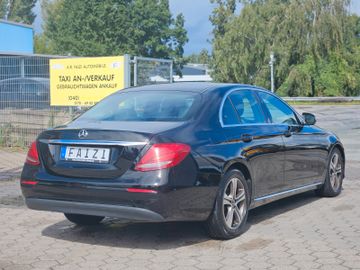 Mercedes E 200 - 8