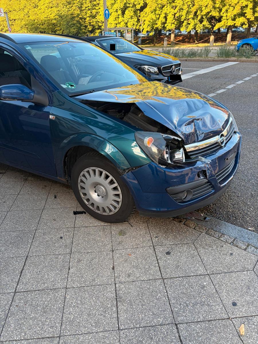 Opel Astra 2005 — engine 1.796 cm³, 125 HP (92kW)