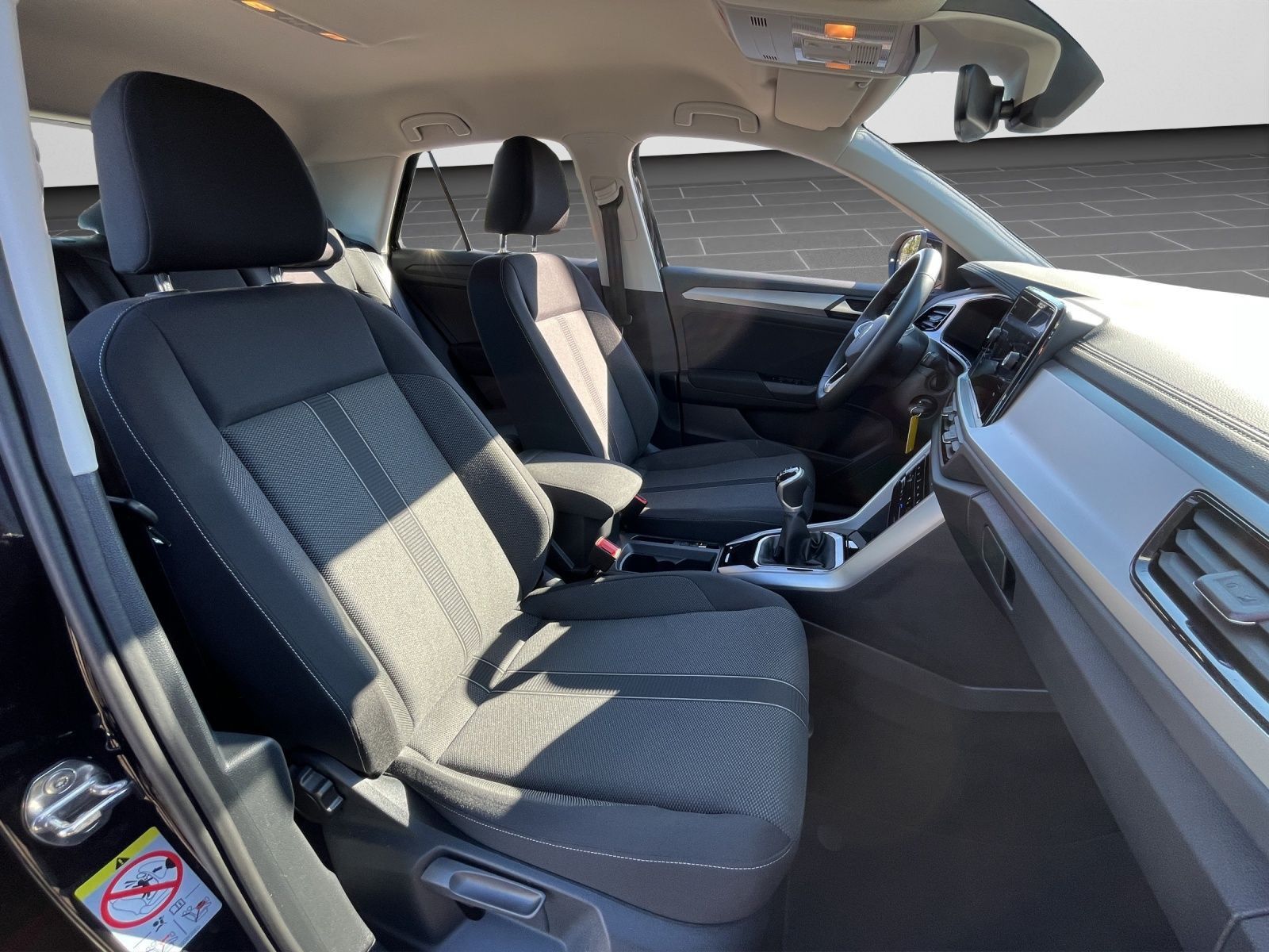 Volkswagen T-Roc - Bild 4