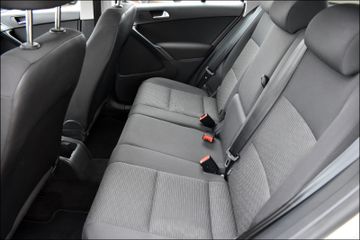 Volkswagen Tiguan - 12