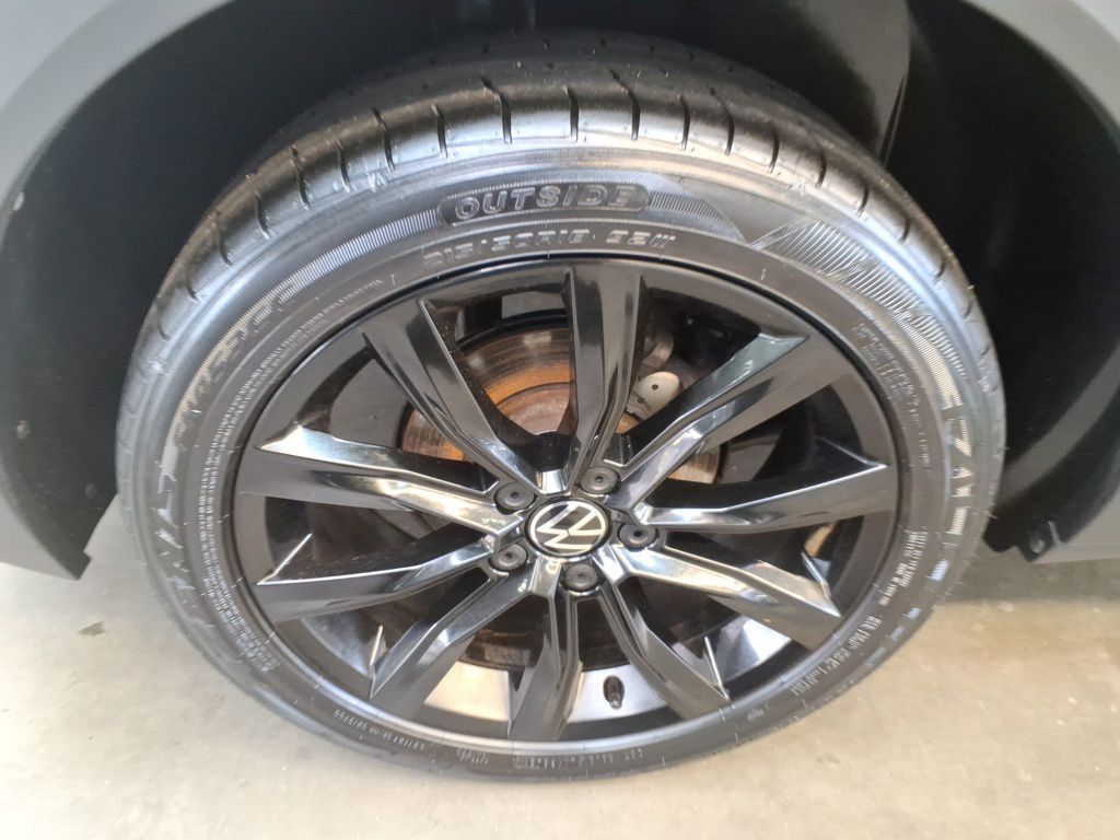 Volkswagen T-Roc R-Line 1.5 TSI 110kW AHK*Tempo*PDC*RFK*SH