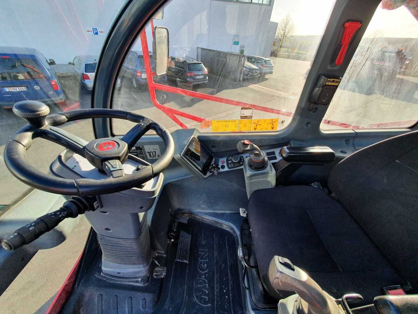 Fahrzeugabbildung Andere Magni RTH 6.35 SH Roto / Funk /nur 2.812h / 2018