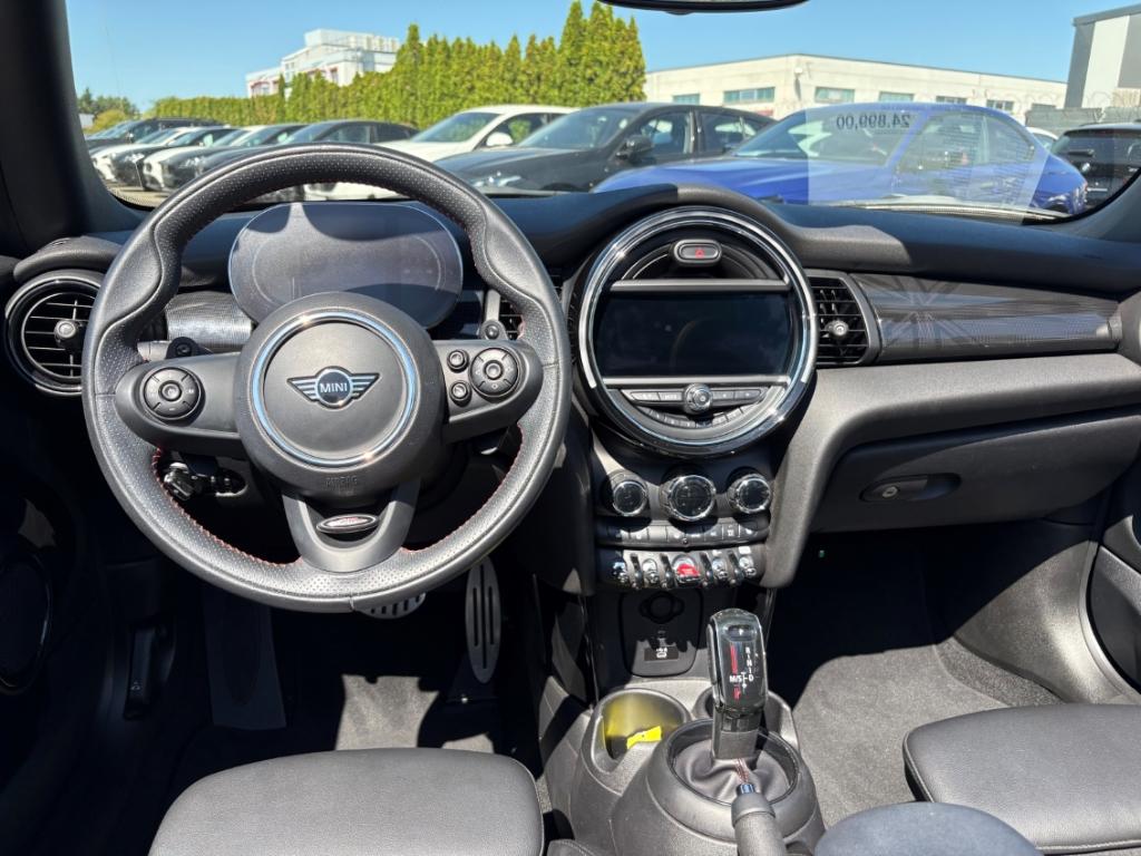 MINI Cooper S Cabrio A el. Verdeck Navi DigitCockpit 