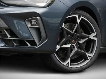 Cupra Leon Sportstourer 2.0 TSI 4Drive VZ AHK LED Kame