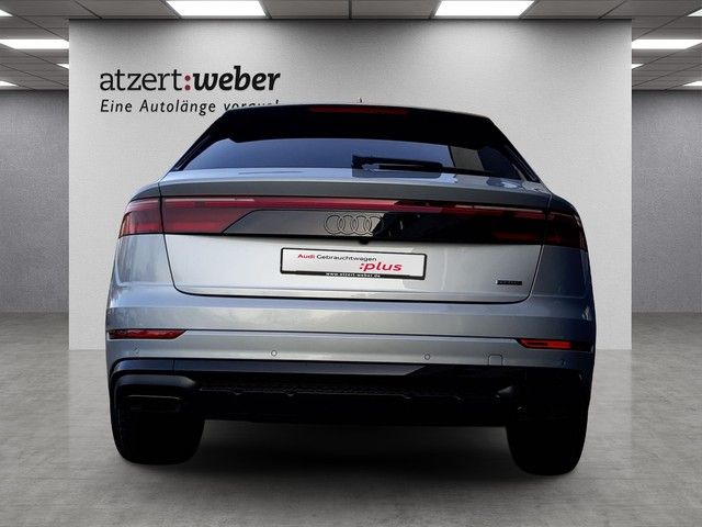 Fahrzeugabbildung Audi Q8 SUV S line TFSIe AHK PANO Laser 23" B&O HuD