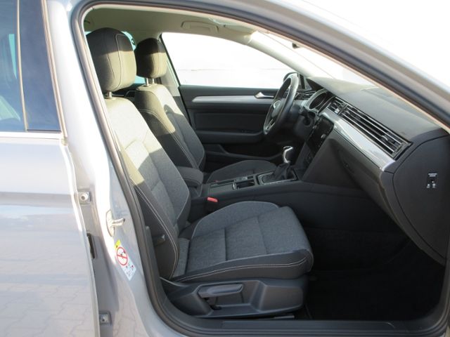 Passat Variant 2.0 TDI R-LINE EXT./AHK/18-ZOLL/L