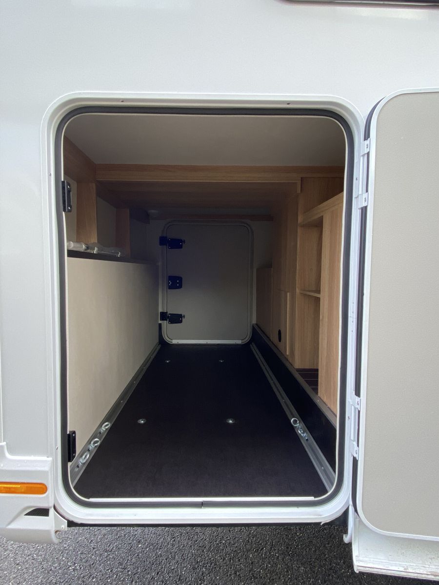 Fahrzeugabbildung Knaus Sky Ti PLATINUM SELECTION 650 MEG Automatik