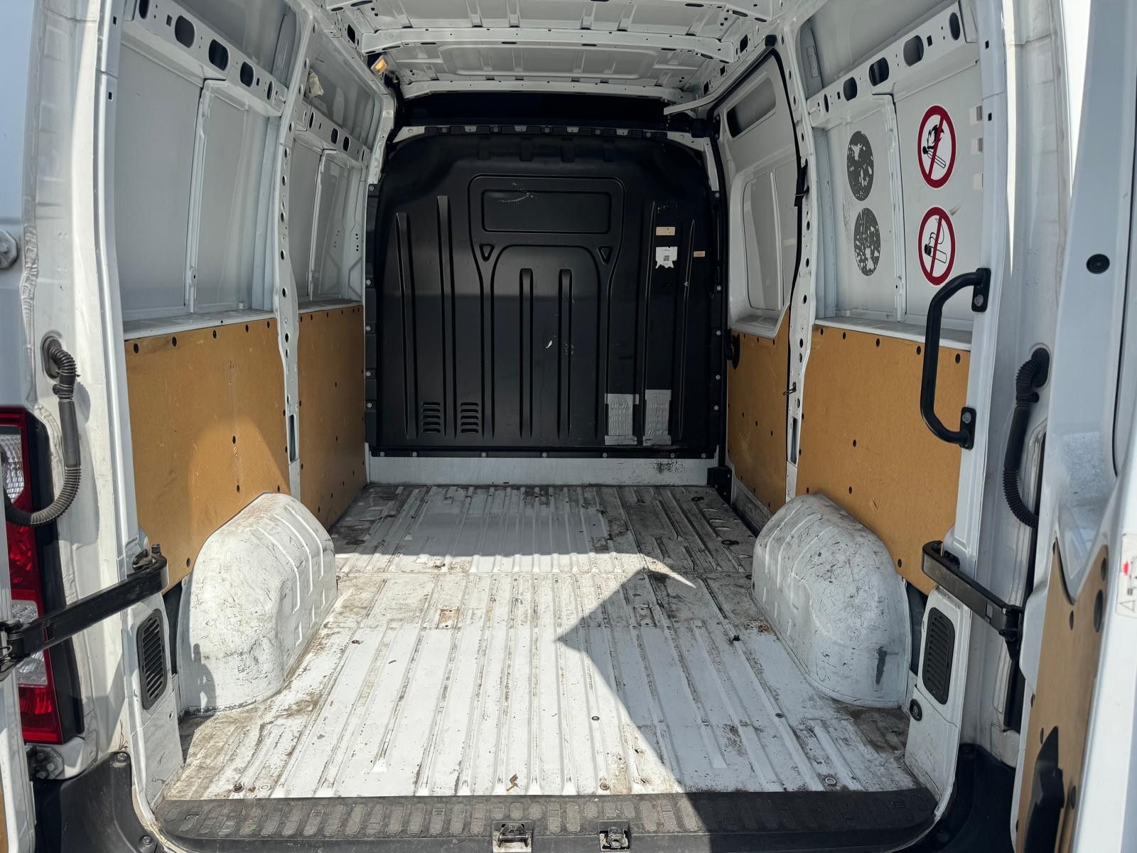 Fahrzeugabbildung Renault Master III Kasten L1H2HKa 3,5t/1.HAND/SCHECKHEFT
