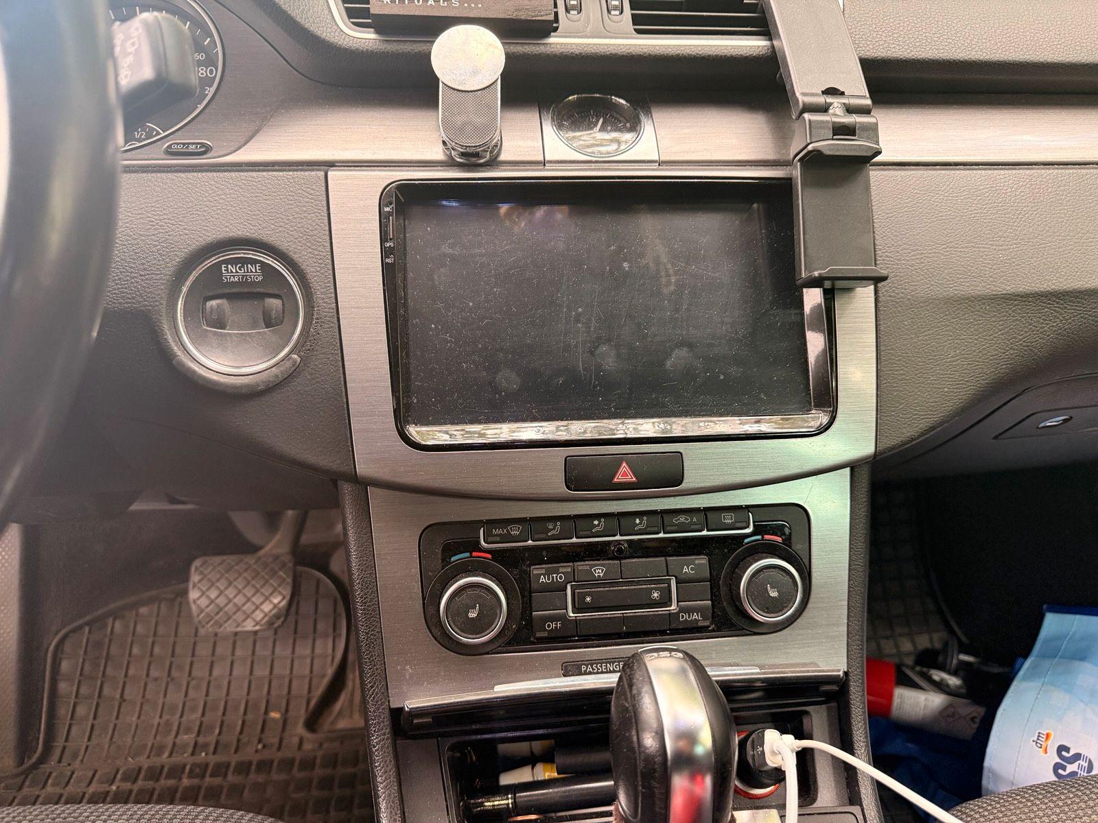 Volkswagen Passat 2011 — photo 6