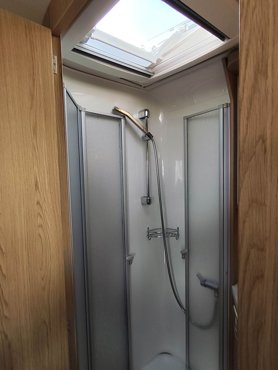 Fahrzeugabbildung LMC Cruiser V 646 G