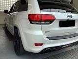 Jeep Grand Cherokee 6.4 V8 HEMI SRT PANO Xenon LPG - Jeep Grand Cherokee mit Benzin-Antrieb: Geländewagen