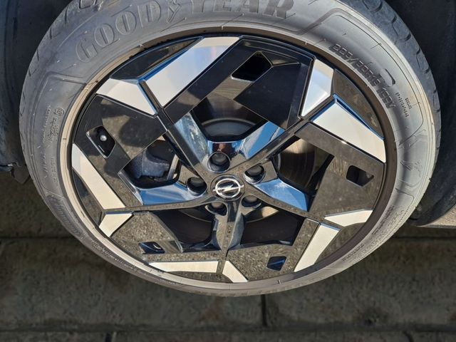 Grandland Plug-in-Hybrid 1.6 DI Automatik GSe