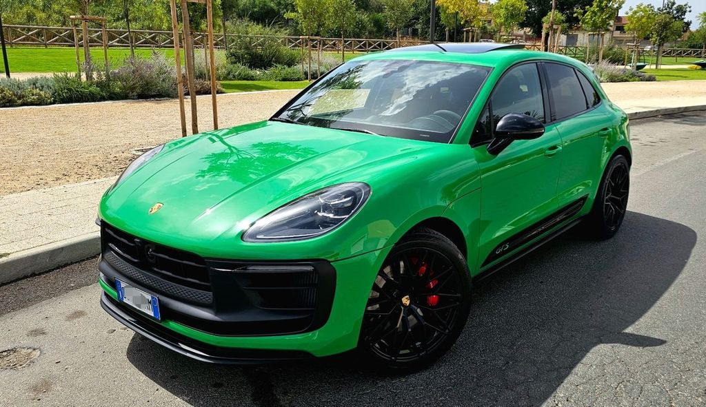 Image of Porsche Macan