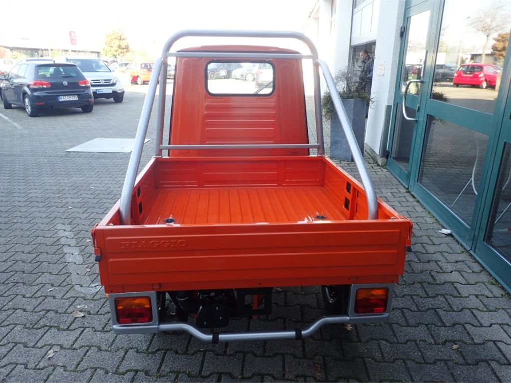 Fahrzeugabbildung Piaggio Ape 50 Cross Orange, Lieferung in ganz Deutschla