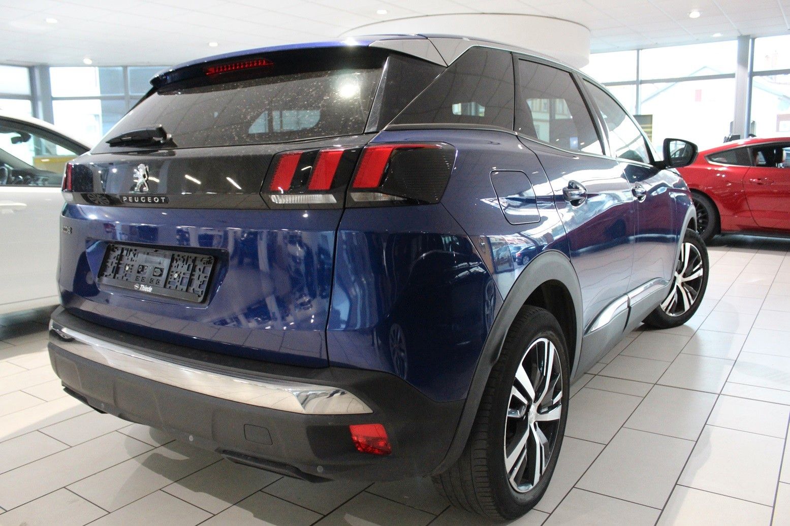 Fahrzeugabbildung Peugeot 3008 Allure 1.5D NAVI/LED/SHZ/PDC/T-LEDER/TEMPO