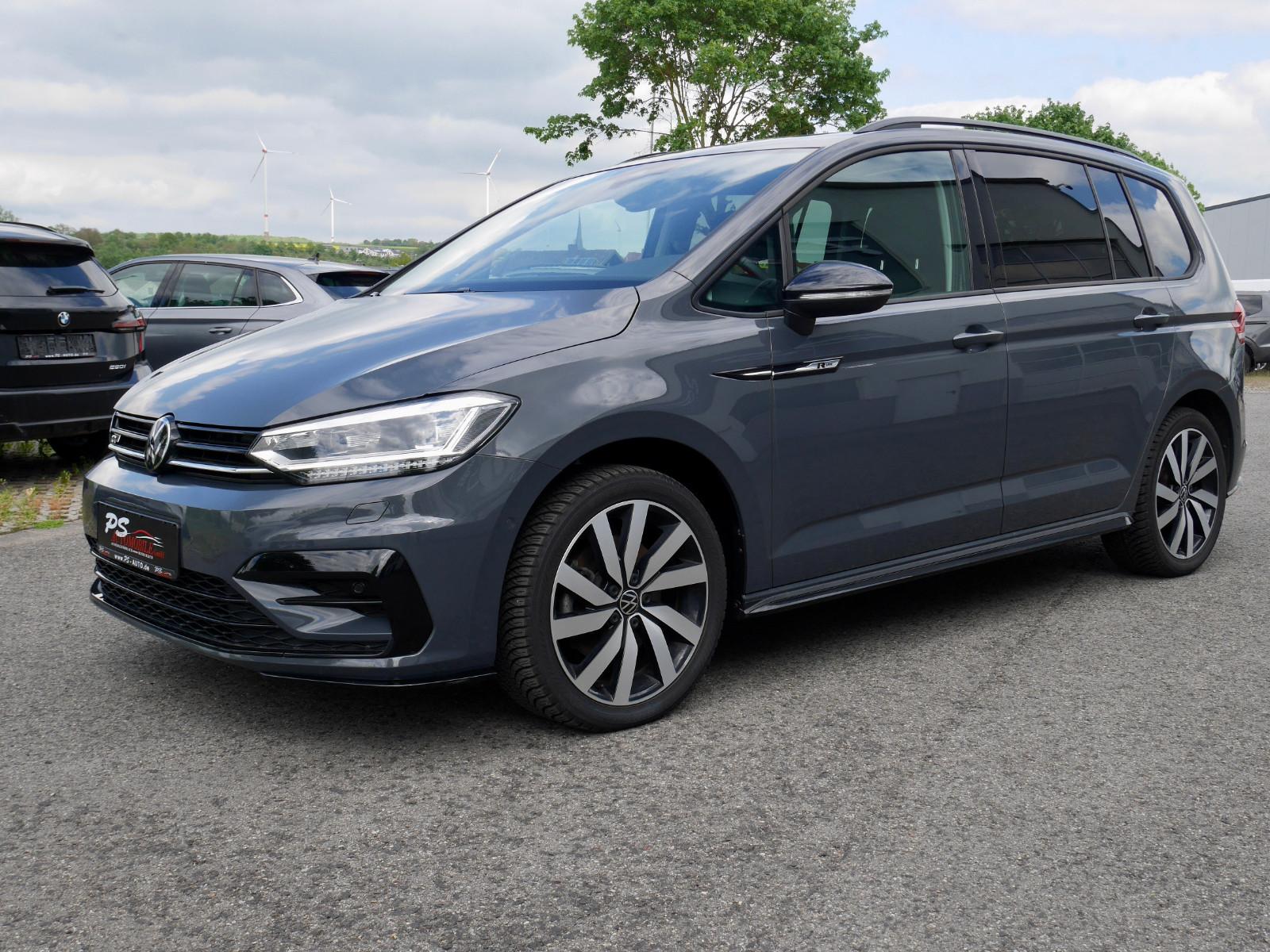 Volkswagen Touran 1.5 TSI DSG HighlineR-Line+Black+Pano+AHK