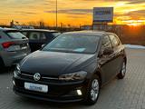 Volkswagen Polo VI Comfortline LED/TEMPO/PDC/KLIMA - VW Polo Gebrauchtwagen in Braunschweig