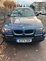 BMW X3 2.5i - - BMW X3 aus 2004: 2.5