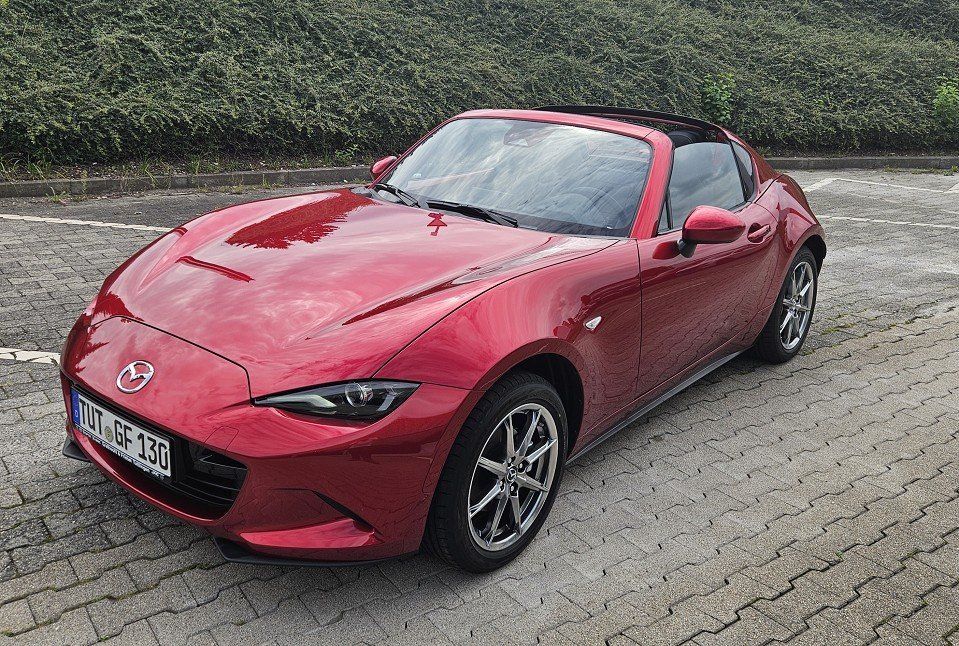 Mazda MX-5 RF SKYACTIV-G 132 Exclusive-Line RWD