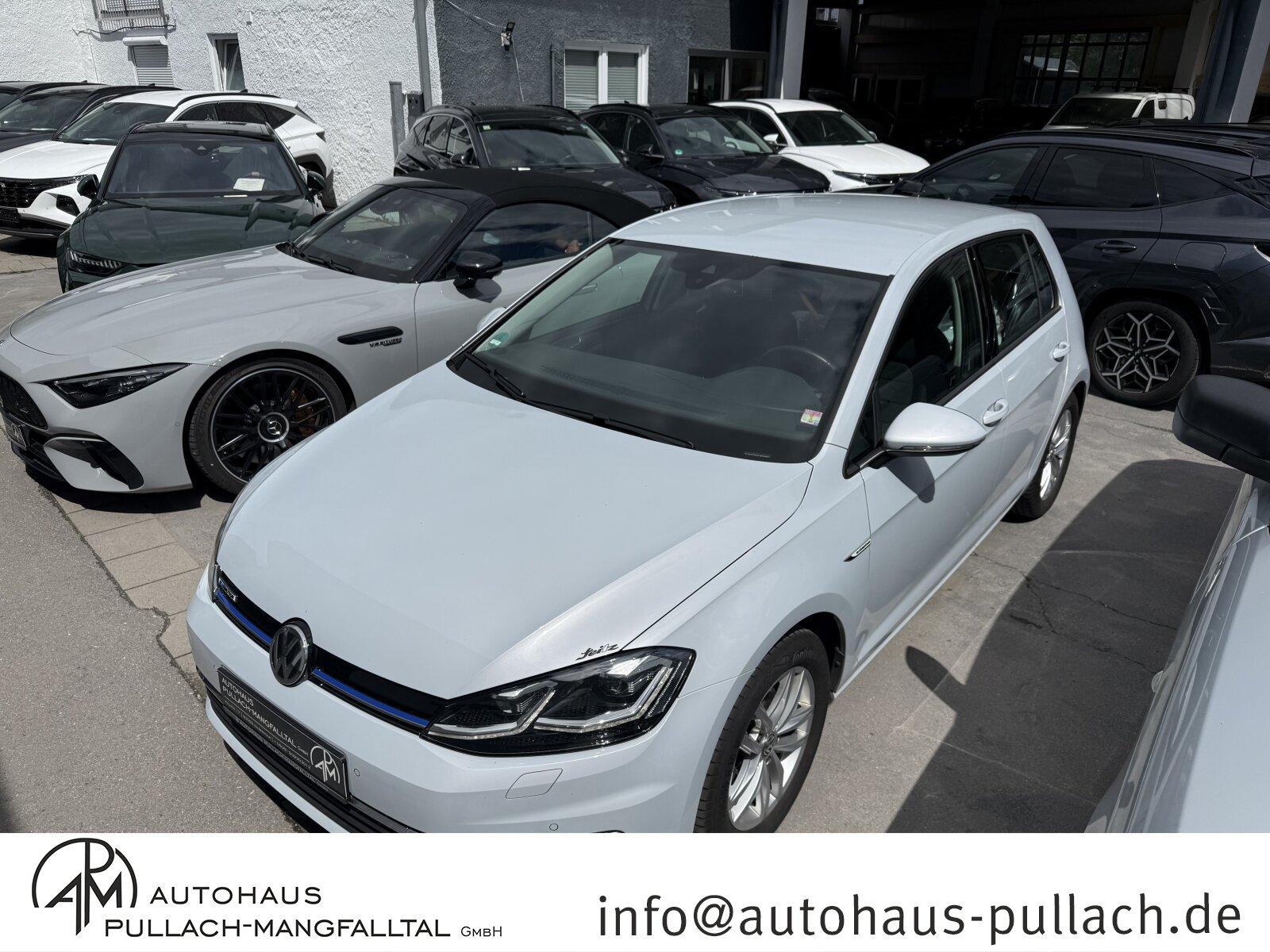 Volkswagen Golf VII 1.4 TGI BlueMotion Comfortline Navi/LED
