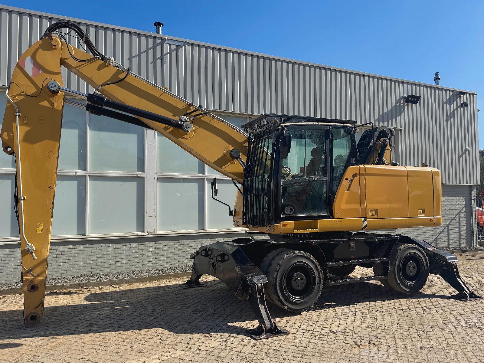 CAT MH3022
