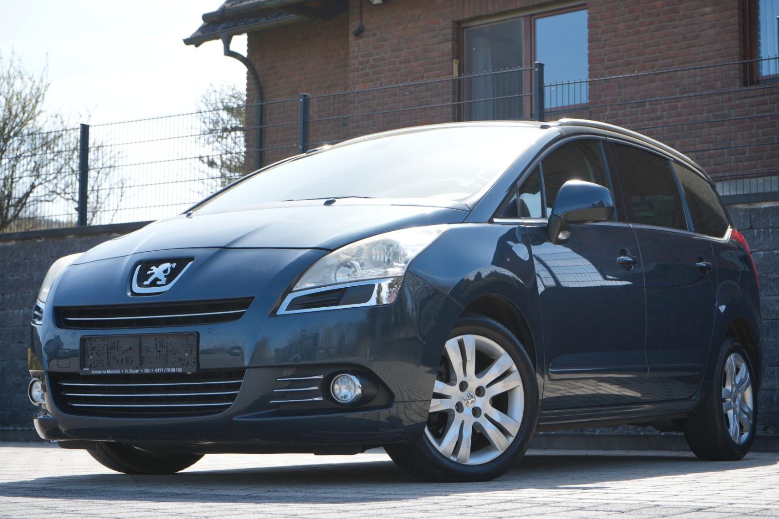 Peugeot 5008 2.0HDi Allure Pano/HeadUP/SHZ/Klima/Navi