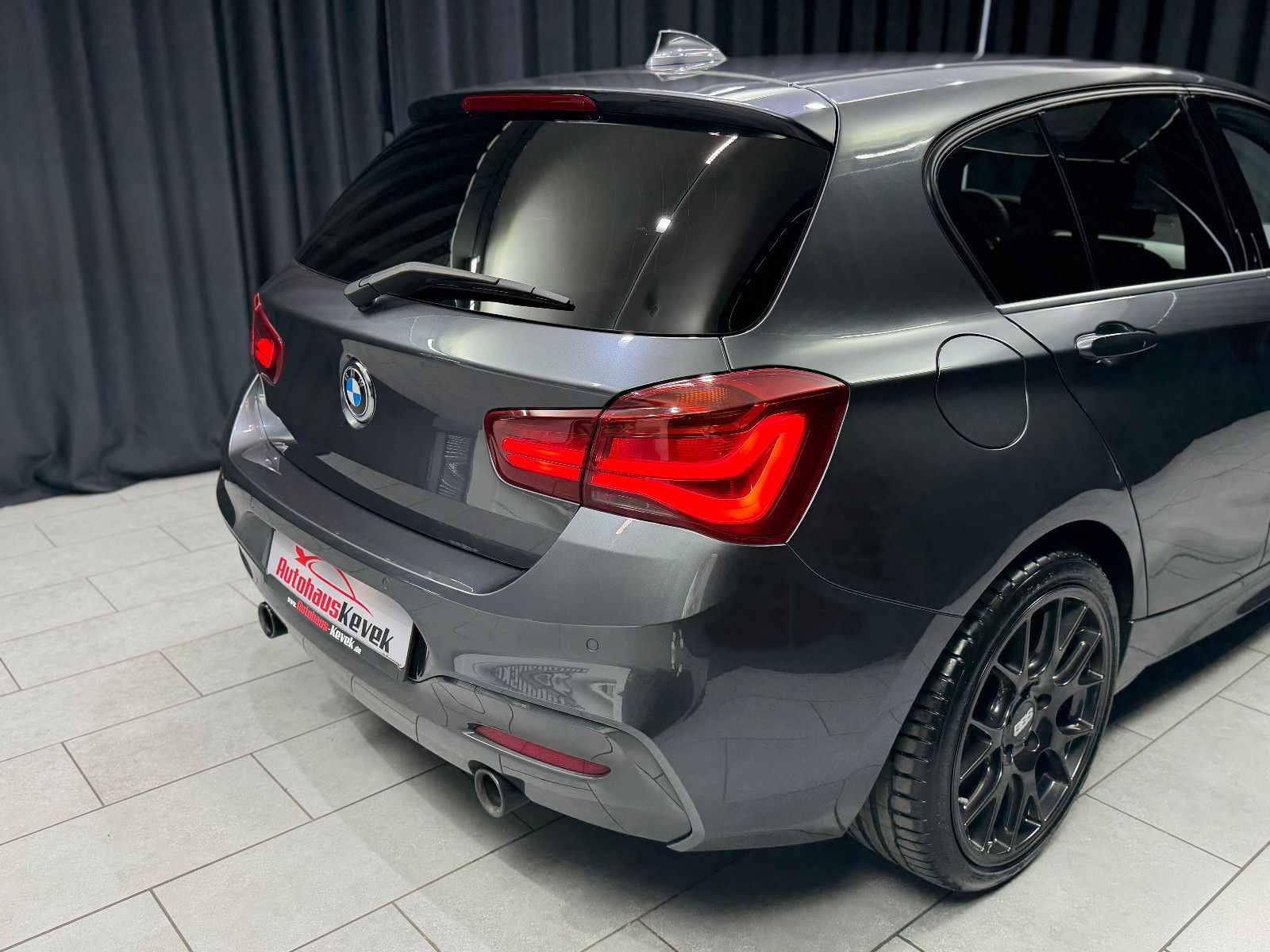 Fahrzeugabbildung BMW M140i xDrive Special Edition |LED|DEUTSCHES FZG