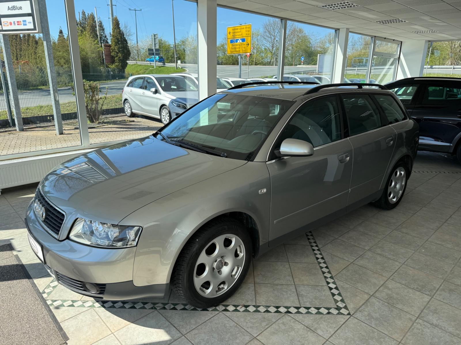Audi A4 2.0 Avant AHK HU 04/27 KLIMA SHZ SCHALTER