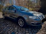 Volkswagen Passat 1.6 FSI SCHECKHEFTGEPFLEGT  - Volkswagen Passat aus 2006: Kombi