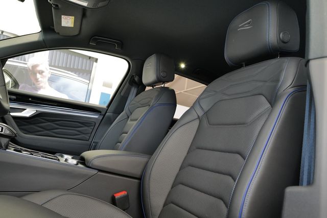 Volkswagen Touareg R eHybrid 4Motion Dynaudio HuD 360° Keyl