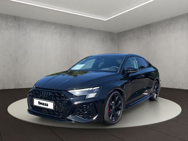 AUDI RS 3 Limousine 2.5 TFSI quattro 294(400) kW(PS)