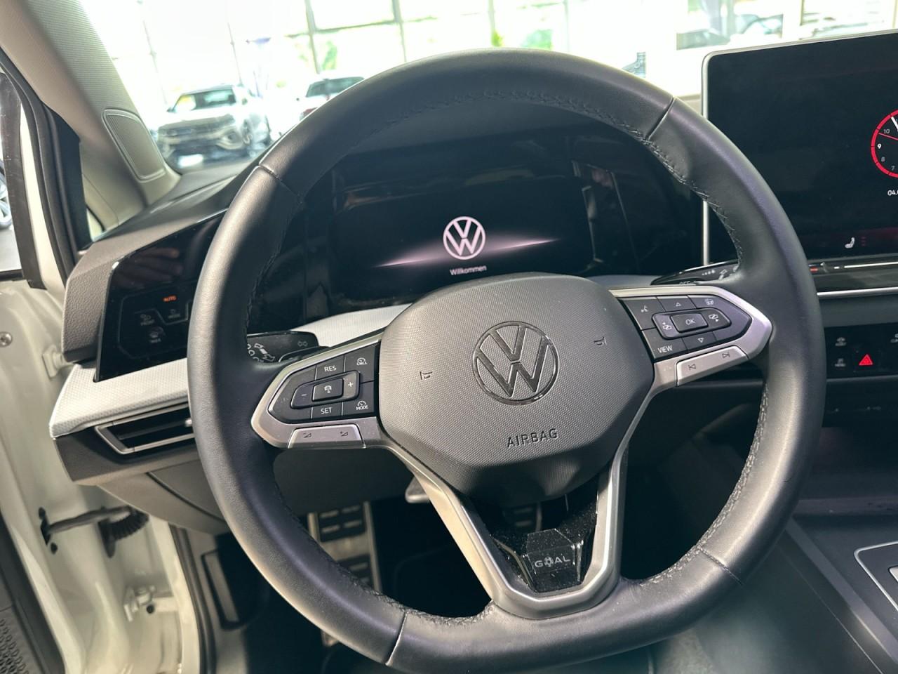 Volkswagen Golf VIII Variant 1.5 eTSI GOAL OPF DSG+SHZ+BAA+, миниатюра 10
