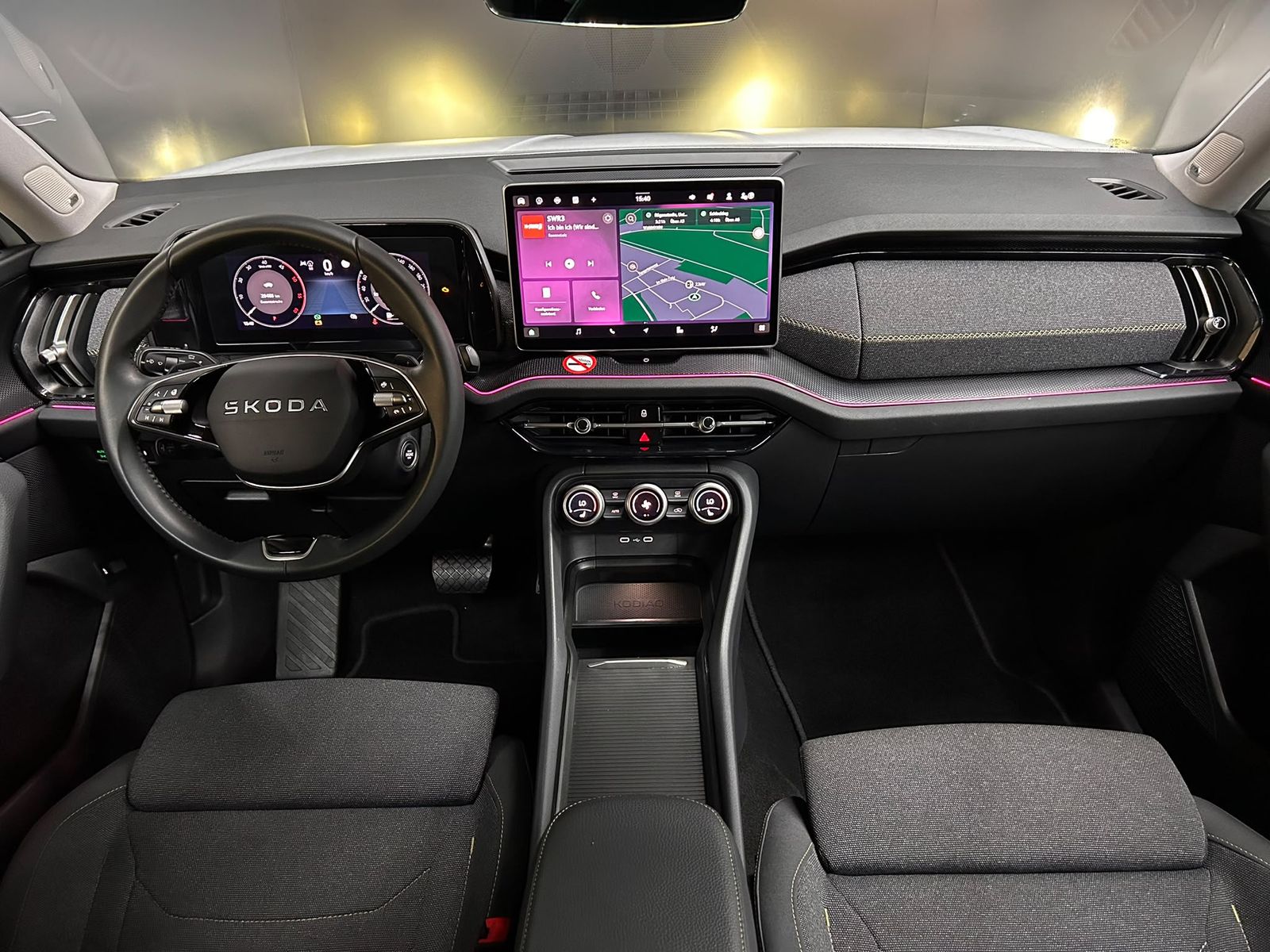 Fahrzeugabbildung SKODA Kodiaq 2.0 TDI DSG 4x4 Select 7SI+MEMO+LED++AHK+