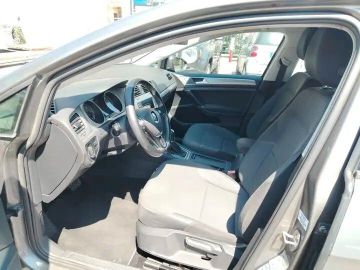 Volkswagen Golf - 7
