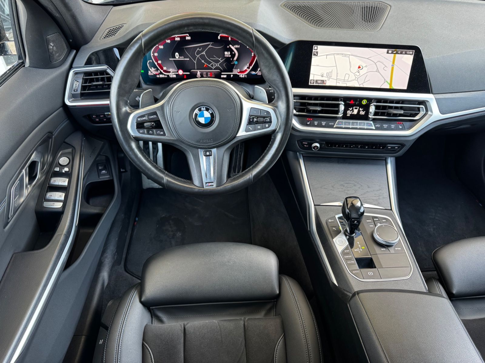 BMW 320d xDrive M-Sportpaket LED Navi Leder foto 18