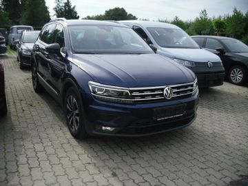 Volkswagen Tiguan - 1