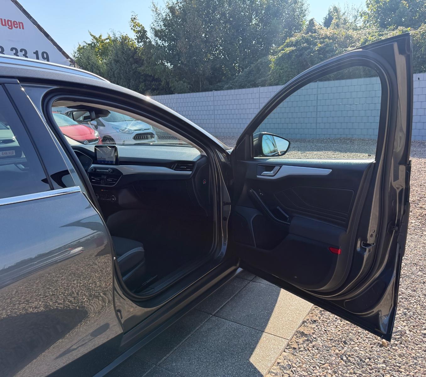 Ford Focus Turnier Cool & Connect Sport Lenkrad
