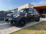 MINI Countryman S (Cooper) Chili / sportliches Design - : Kleinwagen, Sportliche
