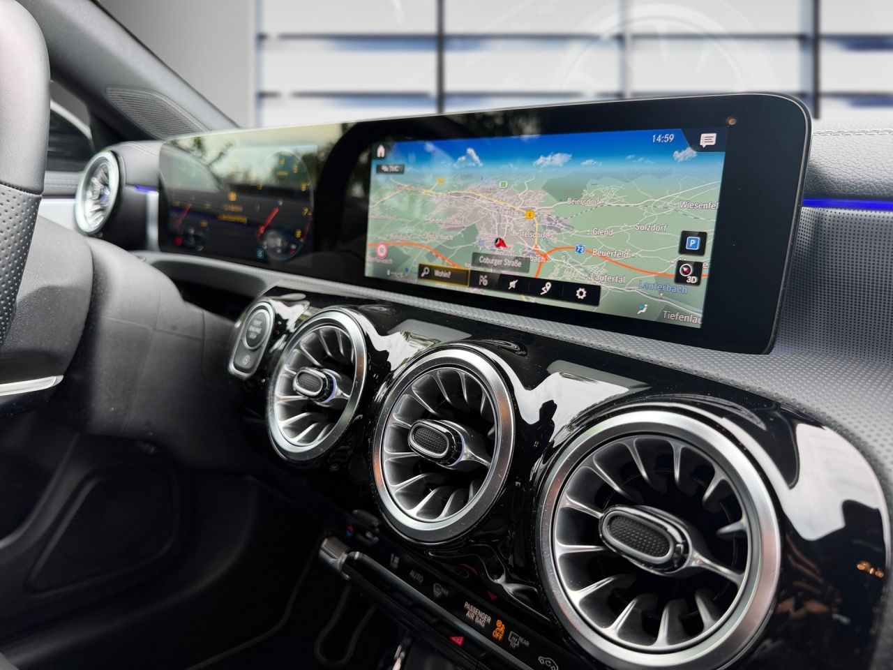 Fahrzeugabbildung Mercedes-Benz CLA 200 SB AMG+NIGHT+AMBIENTE+LED+KAMERA+