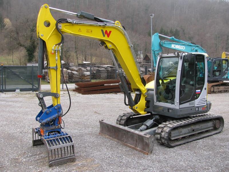 Wacker EZ80 with POWERTILLT NEW bucket + grabber