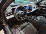 BMW i5 eDrive40 Tour M Sport || Pano AHK Head-Up 360 - BMW i5 in Duisburg