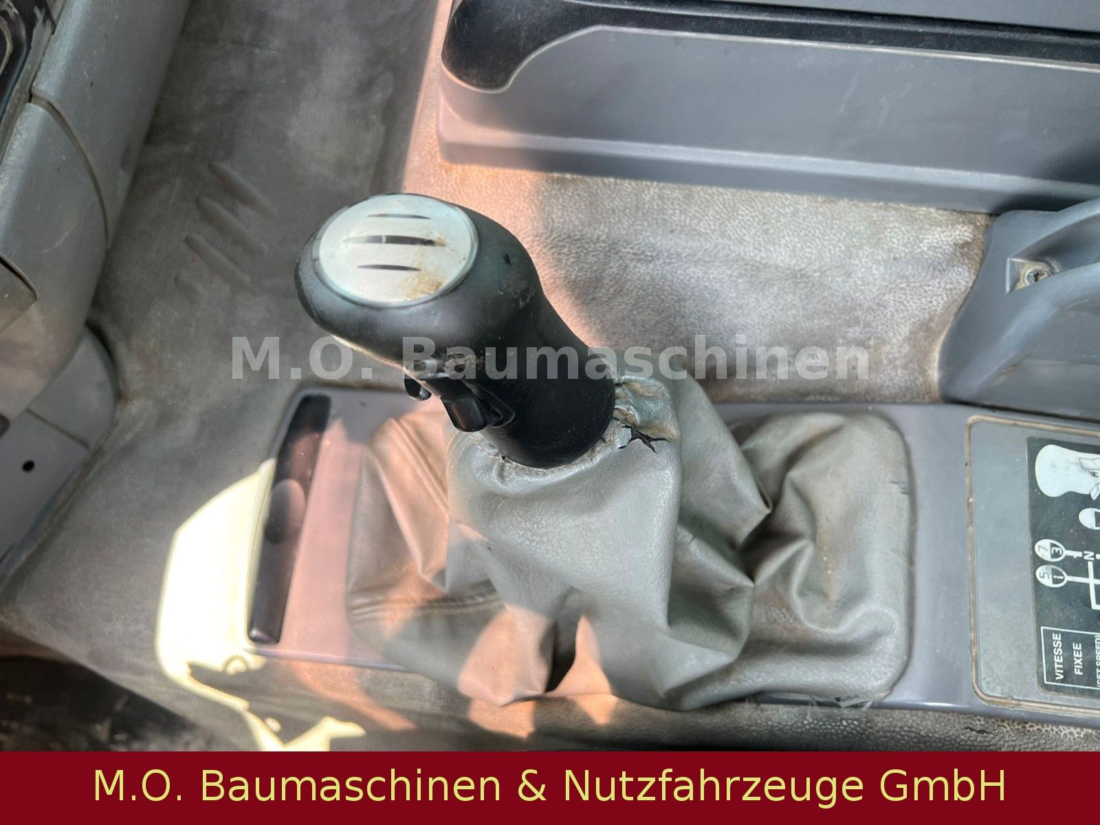 Fahrzeugabbildung Renault Kerax 370 dci / 6x4 / Palfinger PK 15500 / Euro5