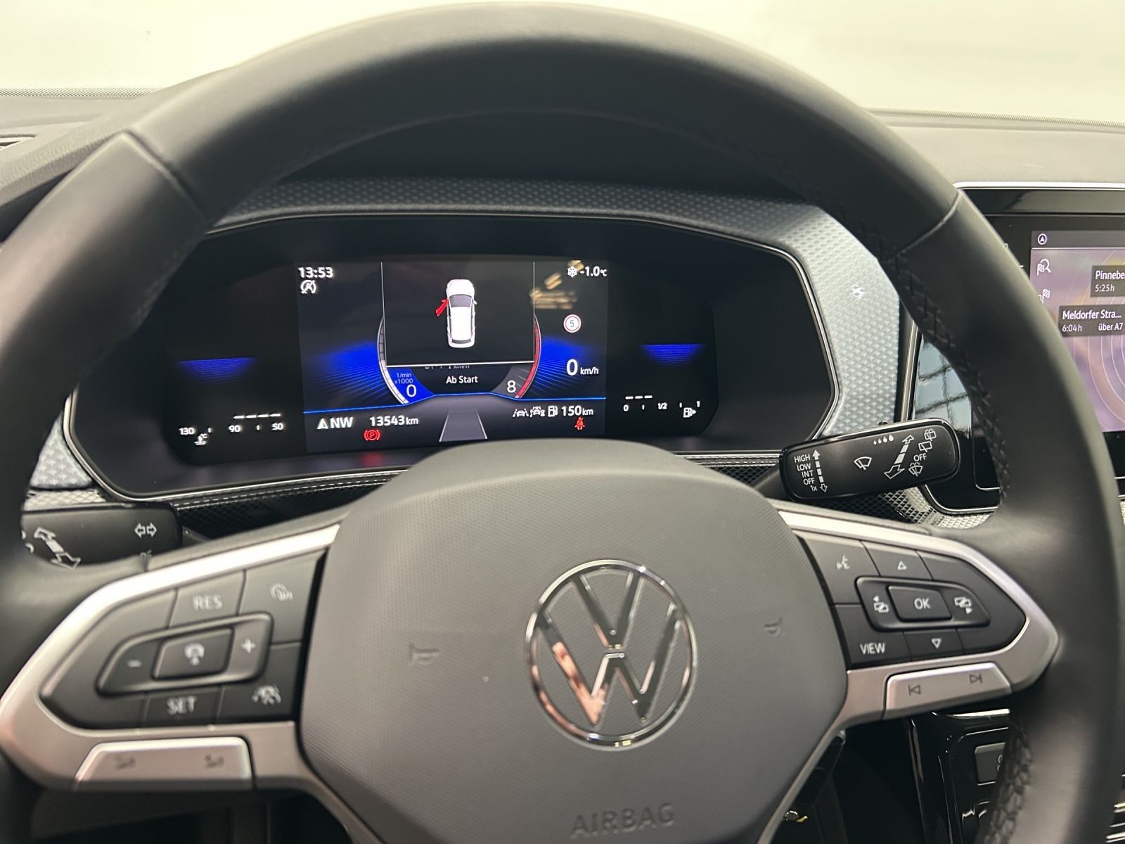 Volkswagen T-Cross - Bild 12